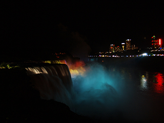 08-04-2 Colorful Niagara Falls 2